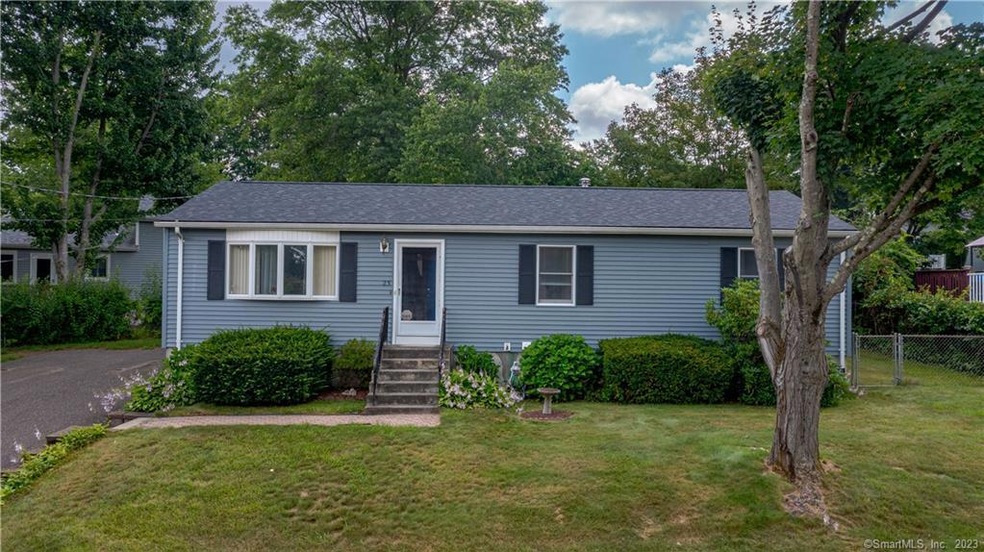 25 Dellwood Dr, Waterbury, CT 06708 - photo 1