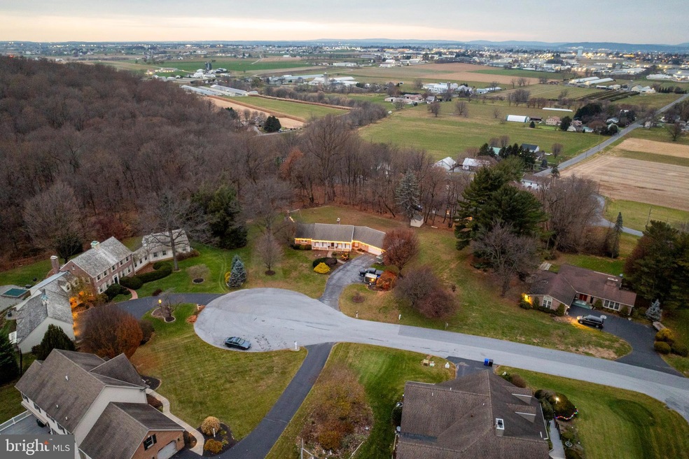 229 Maple Dr, New Holland, PA 17557 - photo 1