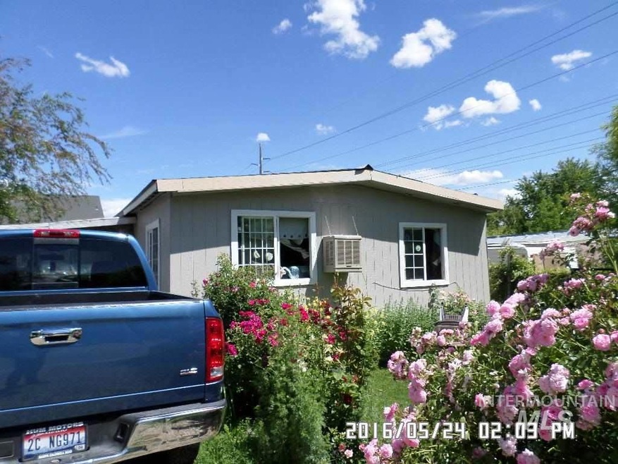 1020 S Elder St unit 1, Nampa, ID 83686 - photo 1