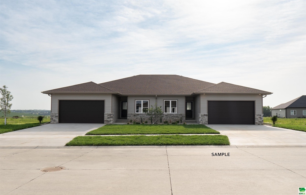 Pending $389,500