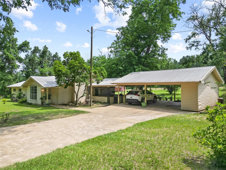 101 Old Quarters Rd, Oakhurst, TX 77359 | MLS# 3158802 | Homes.com