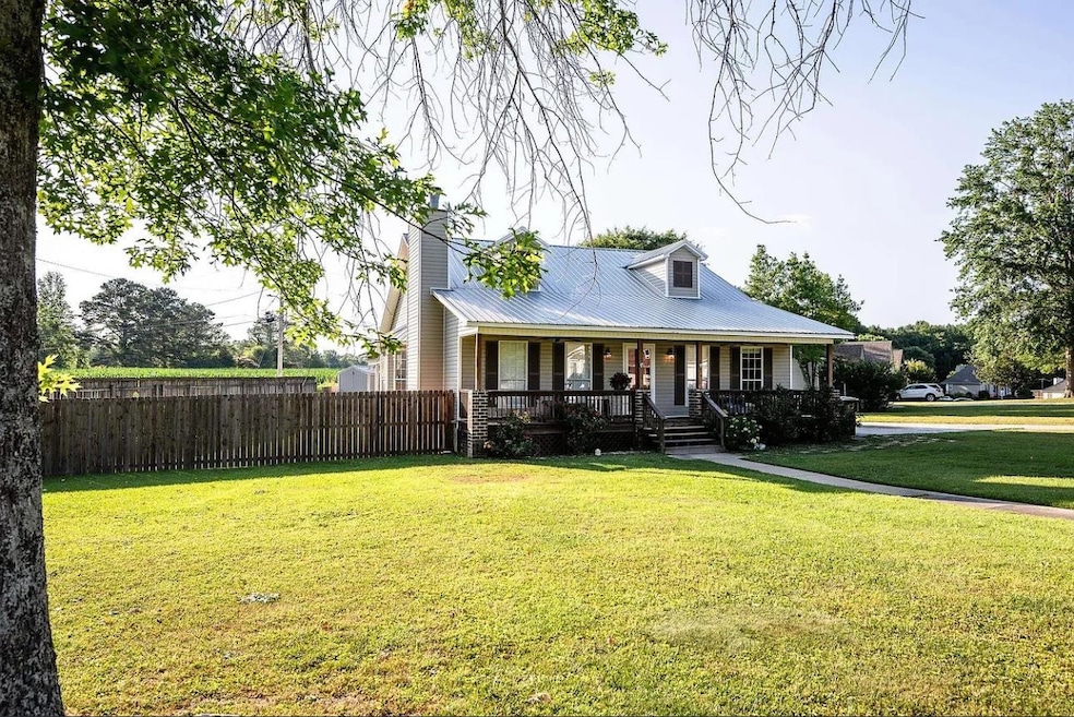 1506 Bower Dr SE, Cullman, AL 35055 - photo 1