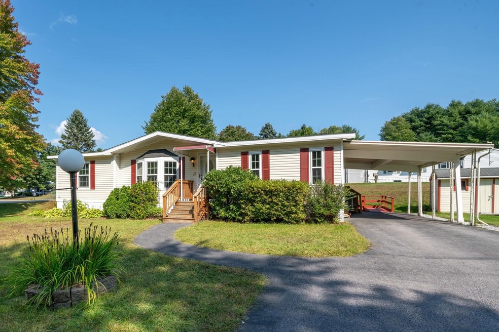 11 Cole Ave, Hooksett, NH 03106 - photo 1