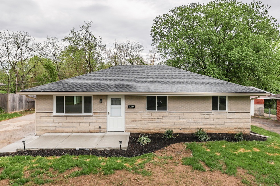 521 S 4th Ave, Beech Grove, IN 46107 - photo 1