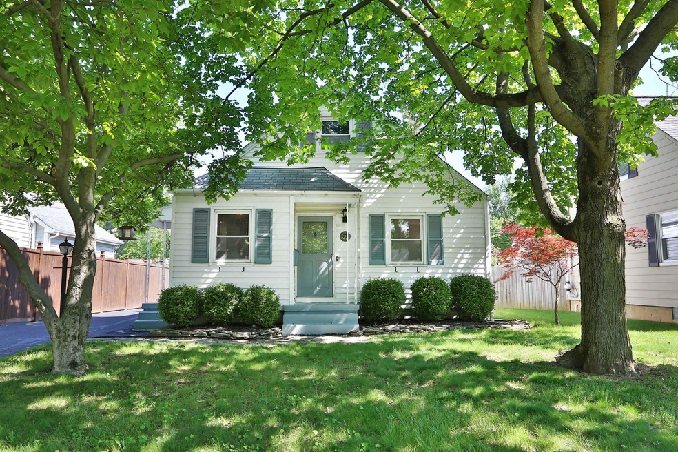 476 Northridge Rd, Columbus, OH 43214 - photo 1