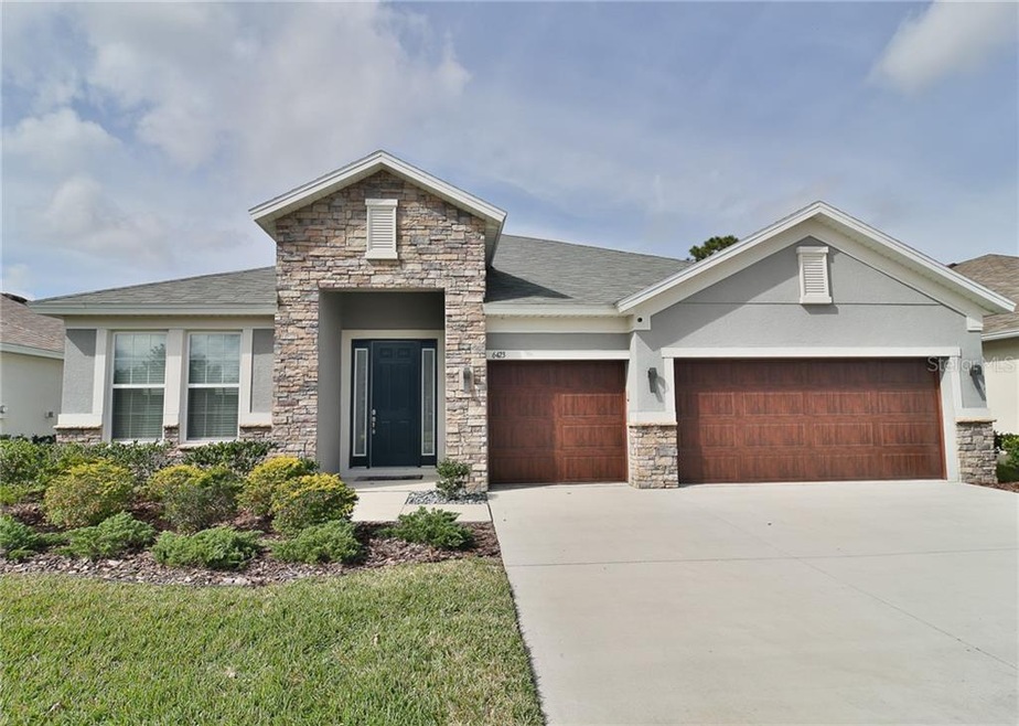 Energy efficient insulated garage doors & designer