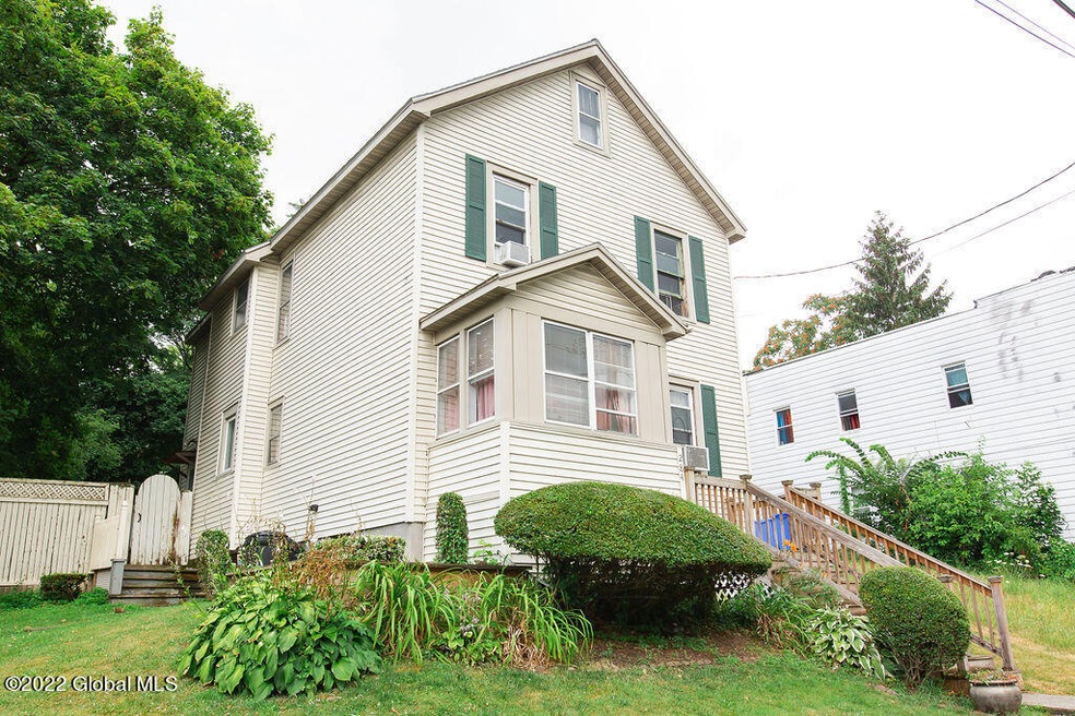 284 Colonie St, Albany, NY 12210 - photo 1