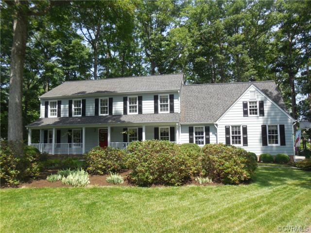 Lovingly maintained home at the end of a very quie