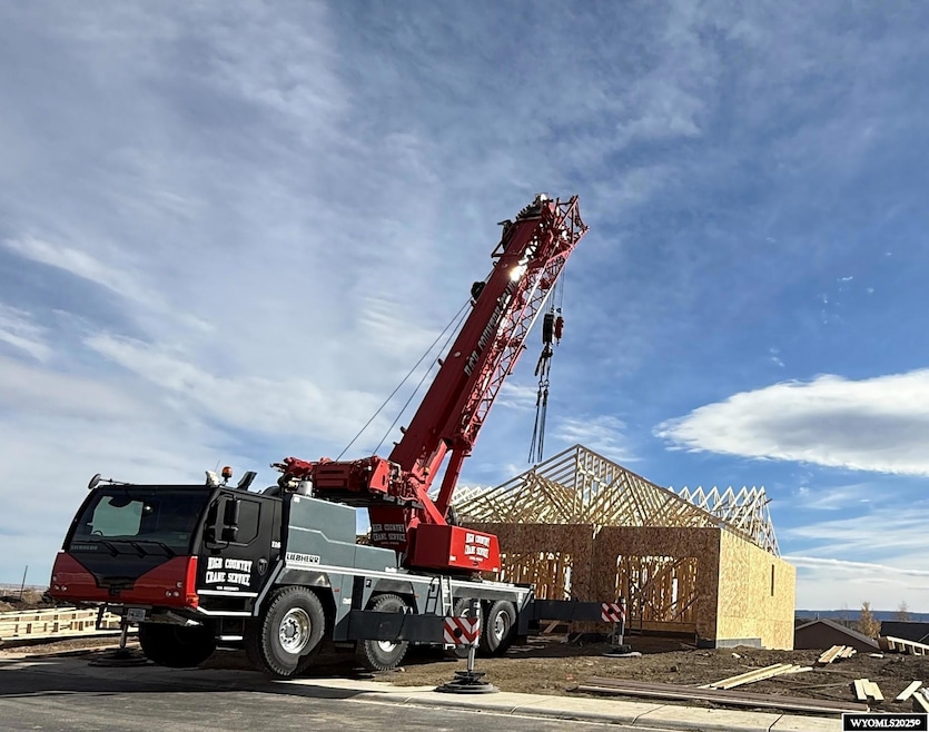 2185 Heathrow Ave, Casper, WY 82609 - photo 1