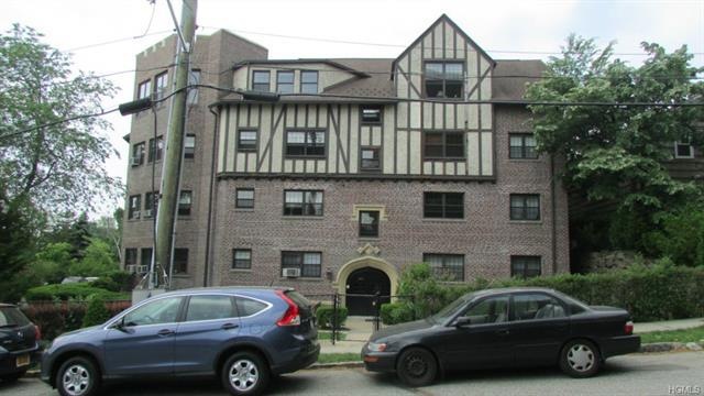 1440 Boston Post Rd unit 4I, Larchmont, NY 10538 - photo 1
