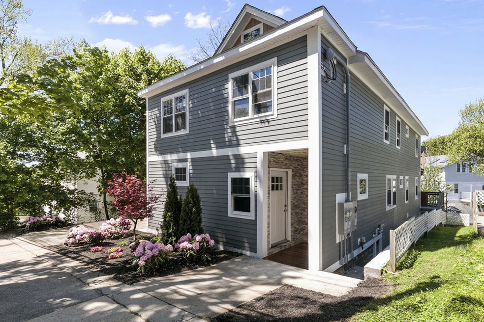 32 Hemlock St unit 32, Arlington, MA 02474 - photo 1