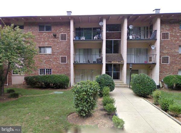5536 Karen Elaine Dr unit 1602, New Carrollton, MD 20784 - photo 1