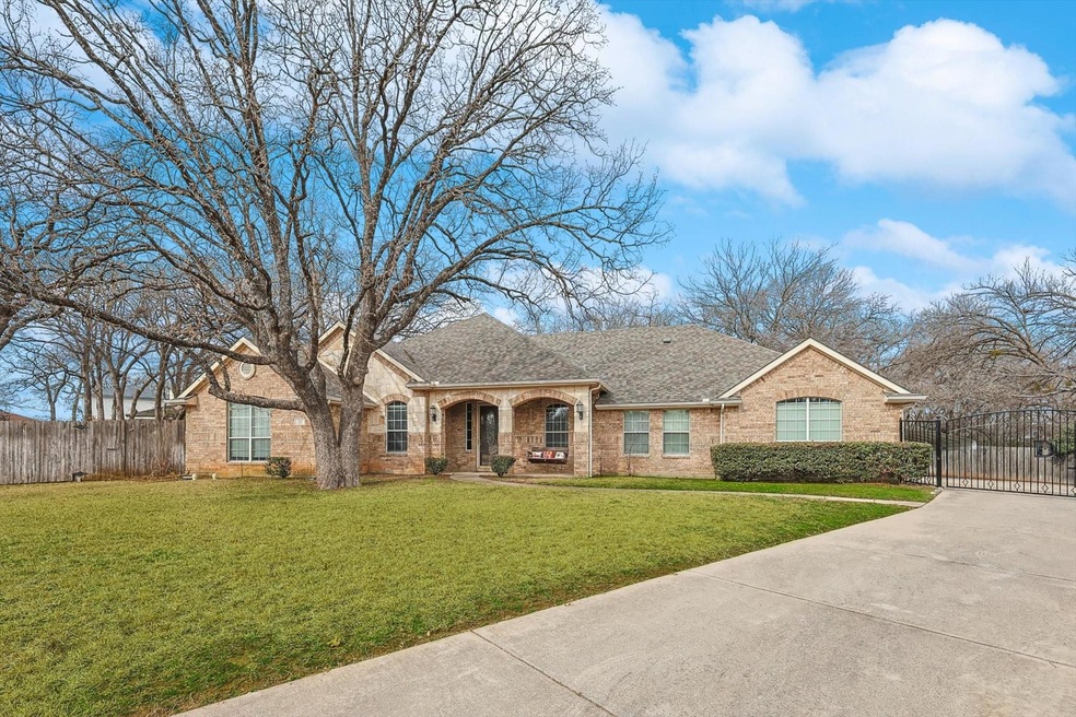 317 Frazier Dr, Hurst, TX 76053 - photo 1