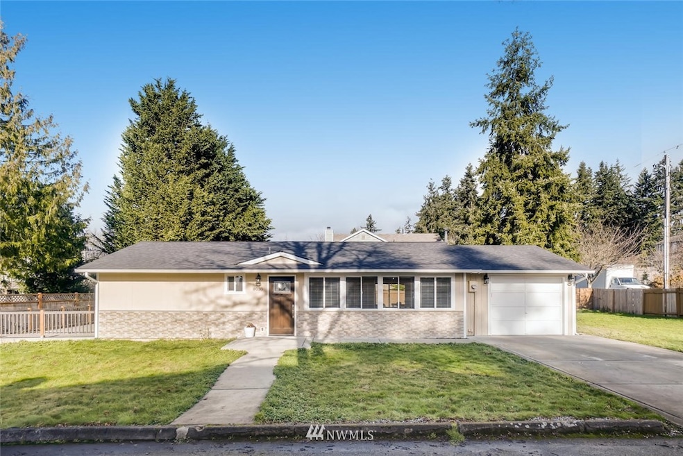 8030 NE 149th St, Kenmore, WA 98028 - photo 1