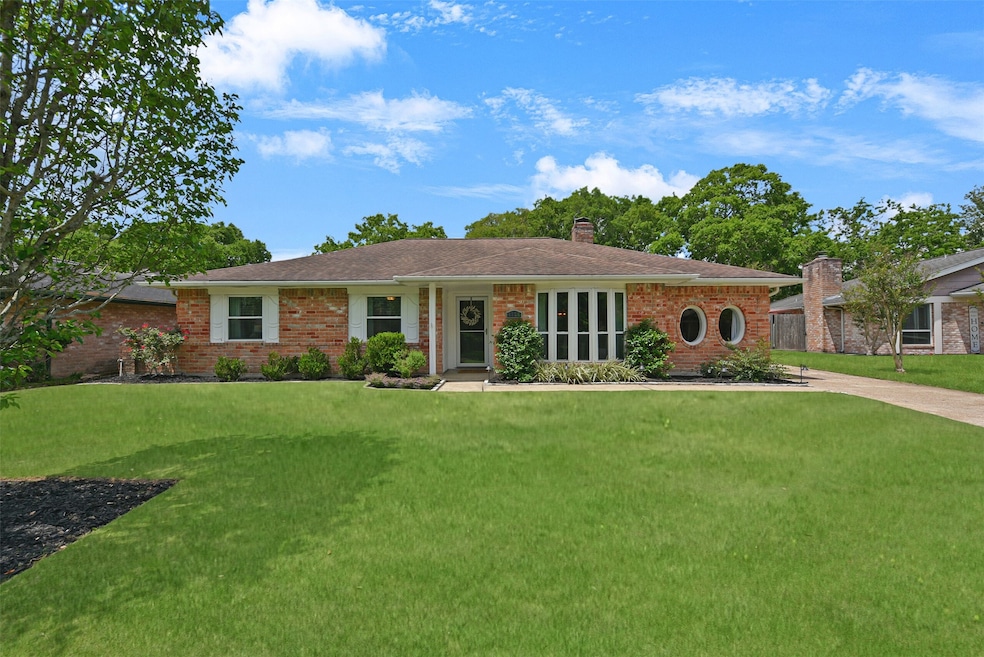 4326 Peridot Ln, Friendswood, TX 77546 - photo 1