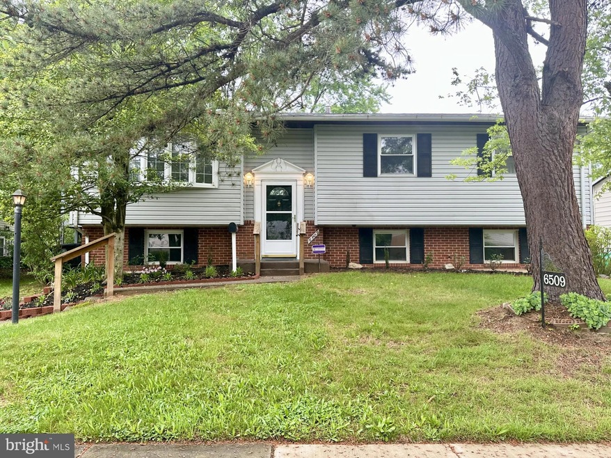 6509 Edgerton Dr, Lanham, MD 20706 - photo 1