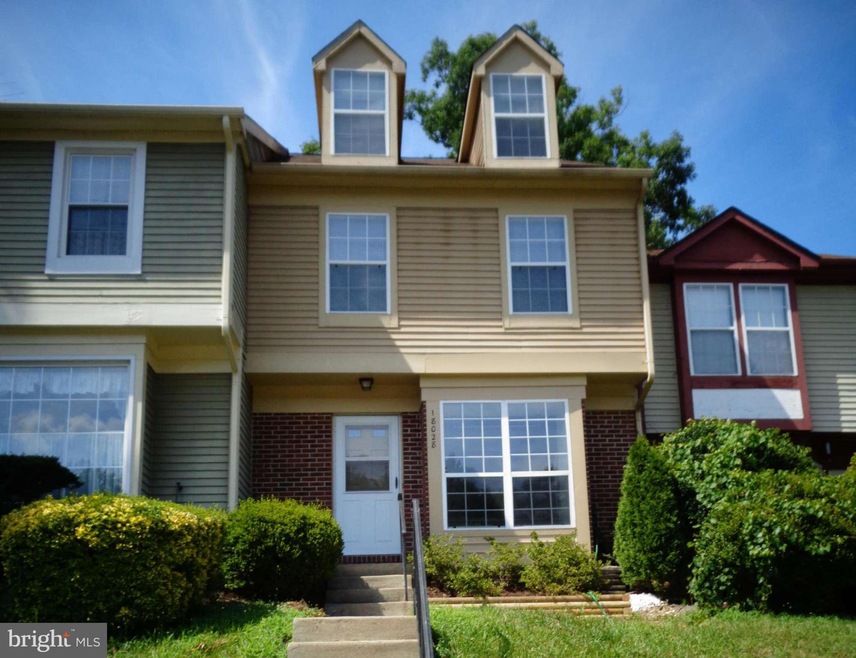 18028 Olde Port Ln, Triangle, VA 22172 - photo 1