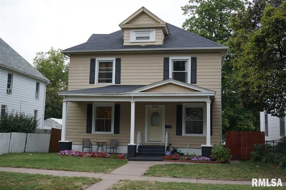 1014 E 14th St, Davenport, IA 52803 - photo 1