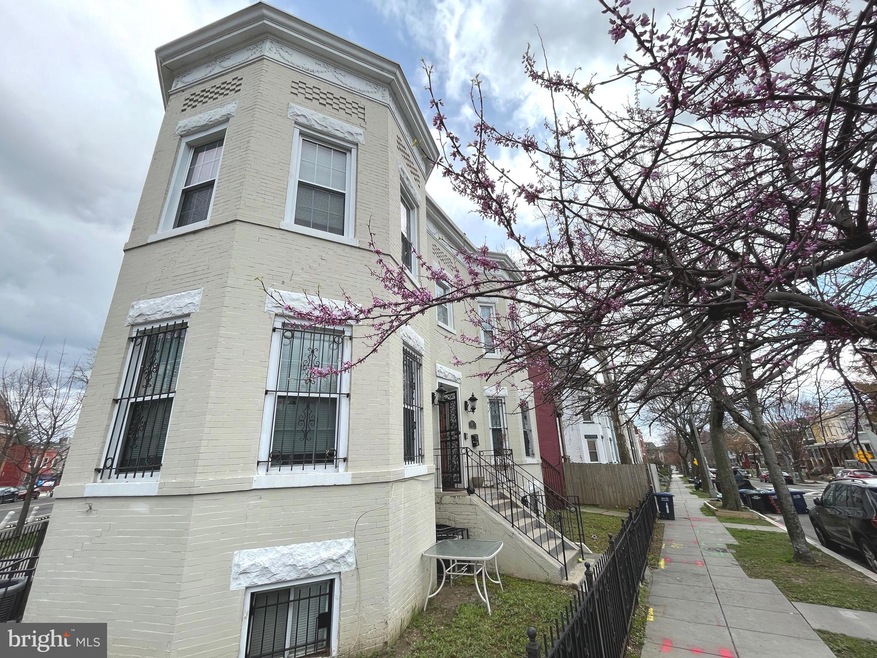 1035 10th St NE unit 1, Washington, DC 20002 - photo 1