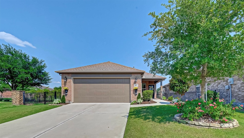 411 Mistflower Dr, Richmond, TX 77469 - photo 1