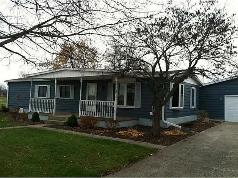 165 W North C St, Elwood, IN 46036 - photo 1