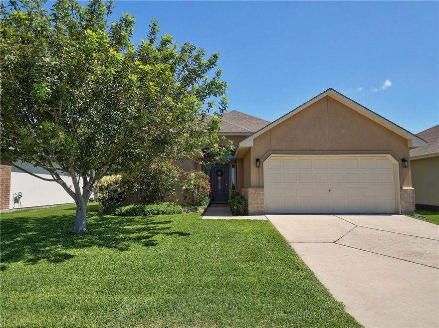 Welcome to 2112 Tallow Dr!
