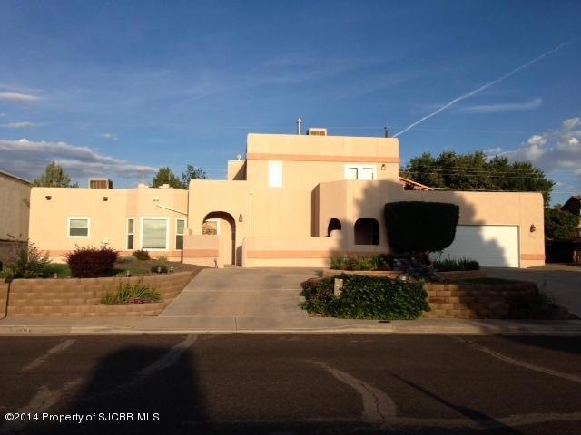 5701 Cedarwood Dr, Farmington, NM 87402 - photo 1