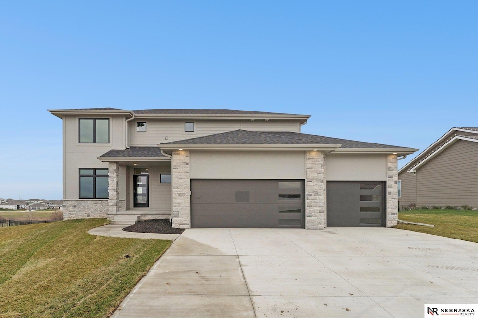 11653 S 119th St, Papillion, NE 68046 - photo 1