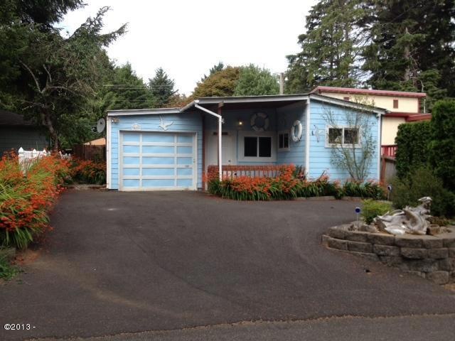 421 SE Quay Ave, Lincoln City, OR 97367 - photo 1