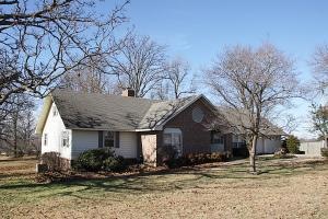 118 Karen St, Harrison, AR 72601 - photo 1