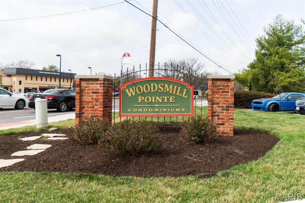 13555 Coliseum Dr unit G, Chesterfield, MO 63017 - photo 1