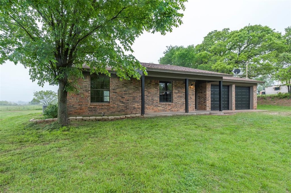 825 County Road 702, Cleburne, TX 76031 - photo 1