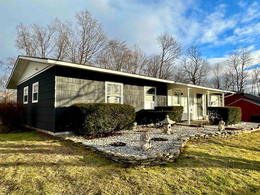 210 Adams St, Rutland, VT 05701 - photo 1