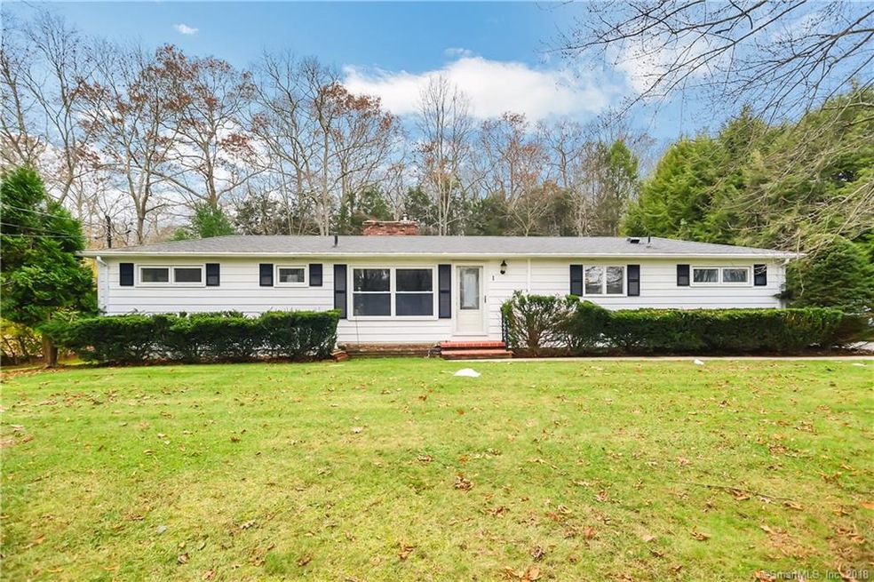 1 Wolf Neck Rd, Stonington, CT 06378 - photo 1