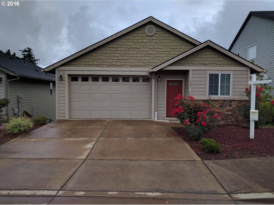 1235 SW 10th Way, Troutdale, OR 97060 - photo 1