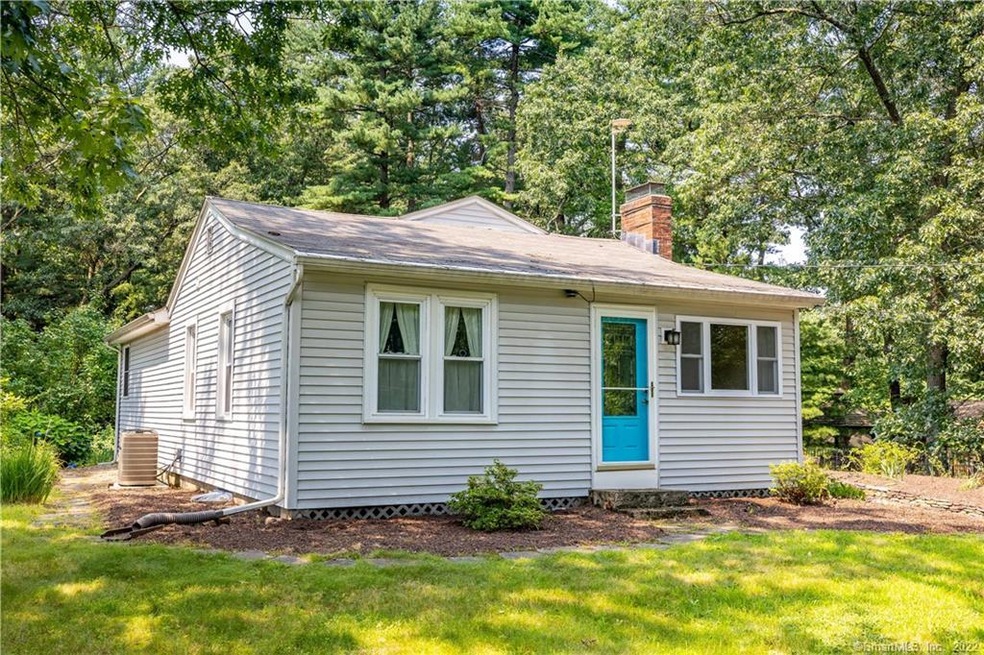 315 N Maple St, Enfield, CT 06082 - photo 1