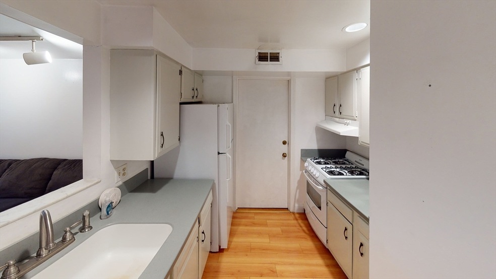 96 Sheridan St unit 1, Jamaica Plain, MA 02130 - photo 1