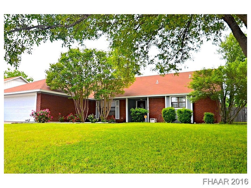 1205 Hawk Trail, Copperas Cove, TX 76522 - photo 1