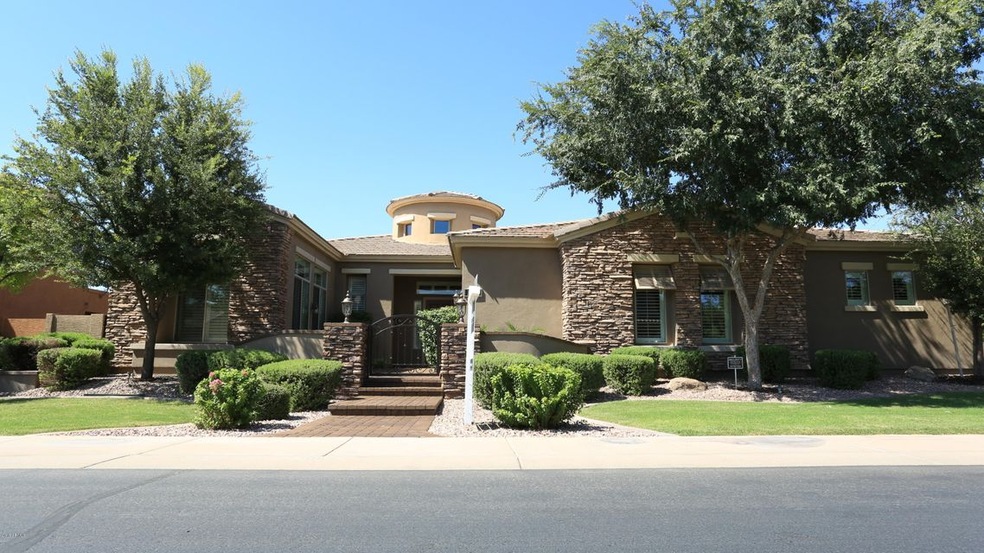 Front View of Home