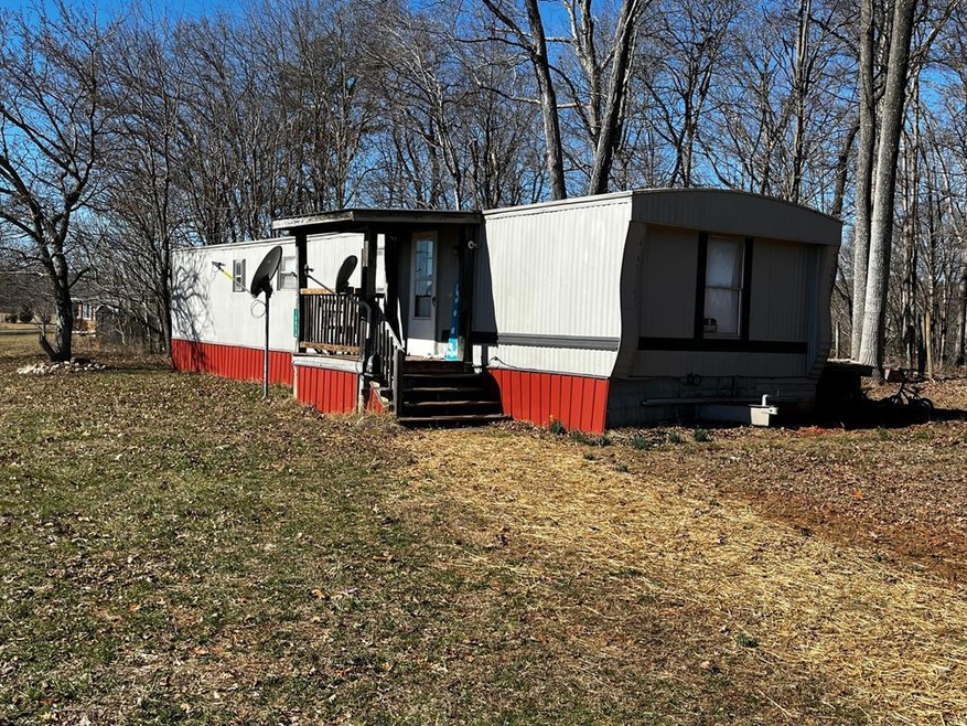 16856 Callands Rd, Axton, VA 24054 - photo 1