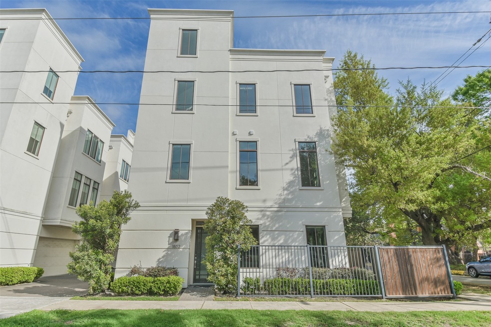 1802 Vermont St, Houston, TX 77006 - photo 1