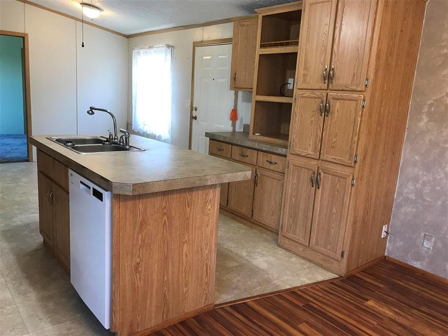 5015 Rodeo Rd, North Platte, NE 69101 - photo 1