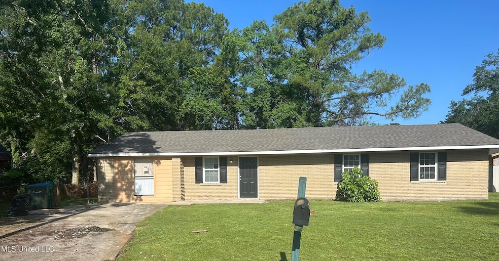 For Sale $168,900 • Co-Listing Agent