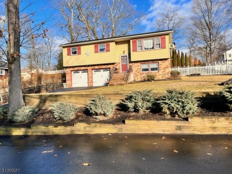 115 New York Ave, Lake Hopatcong, NJ 07849 - photo 1