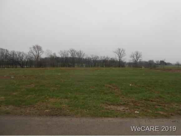 5310 Lopez Dr, Lima, OH 45801 - photo 1