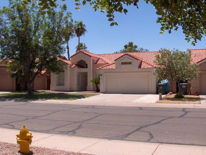 4121 E Nighthawk Way 30May2012 002