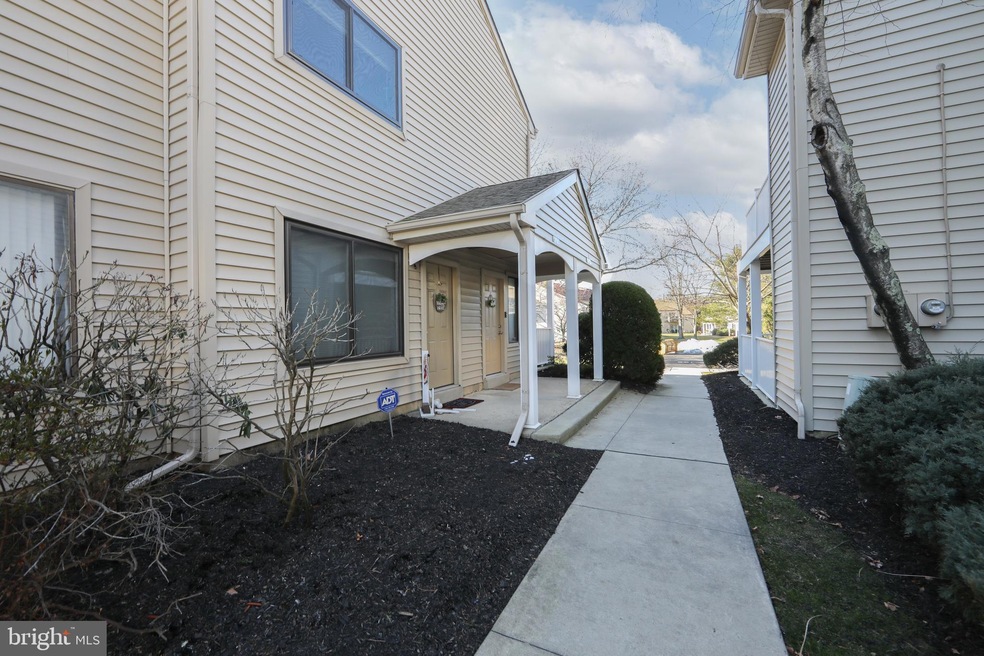 712 Gregorys Way, Voorhees, NJ 08043 - photo 1