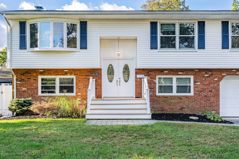 541 Nicholas Rd, Brick, NJ 08724 - photo 1