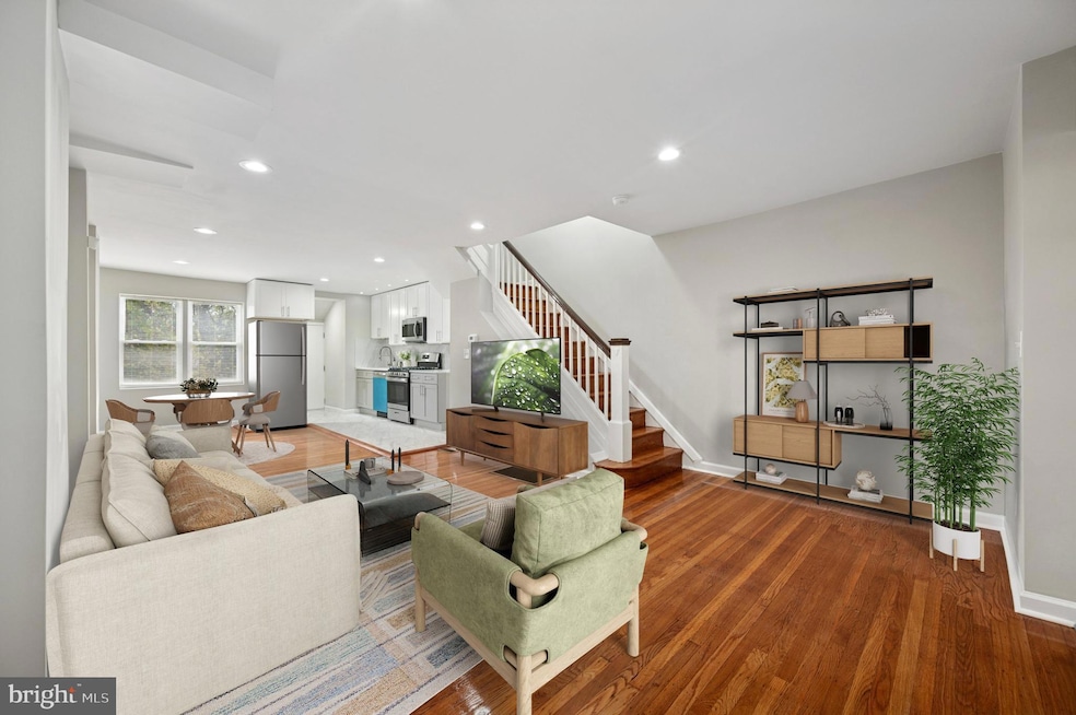 For Sale $279,999 • Co-Listing Agent