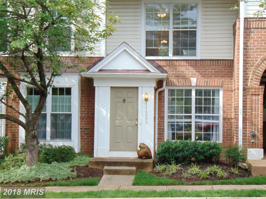 46992 Courtyard Square, Sterling, VA 20164 - photo 1